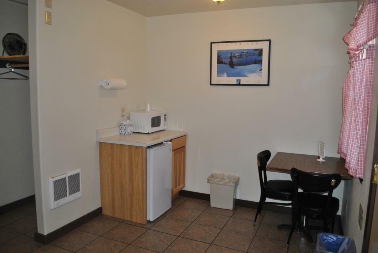 Aspen Inn Fort Klamath Zewnętrze zdjęcie
